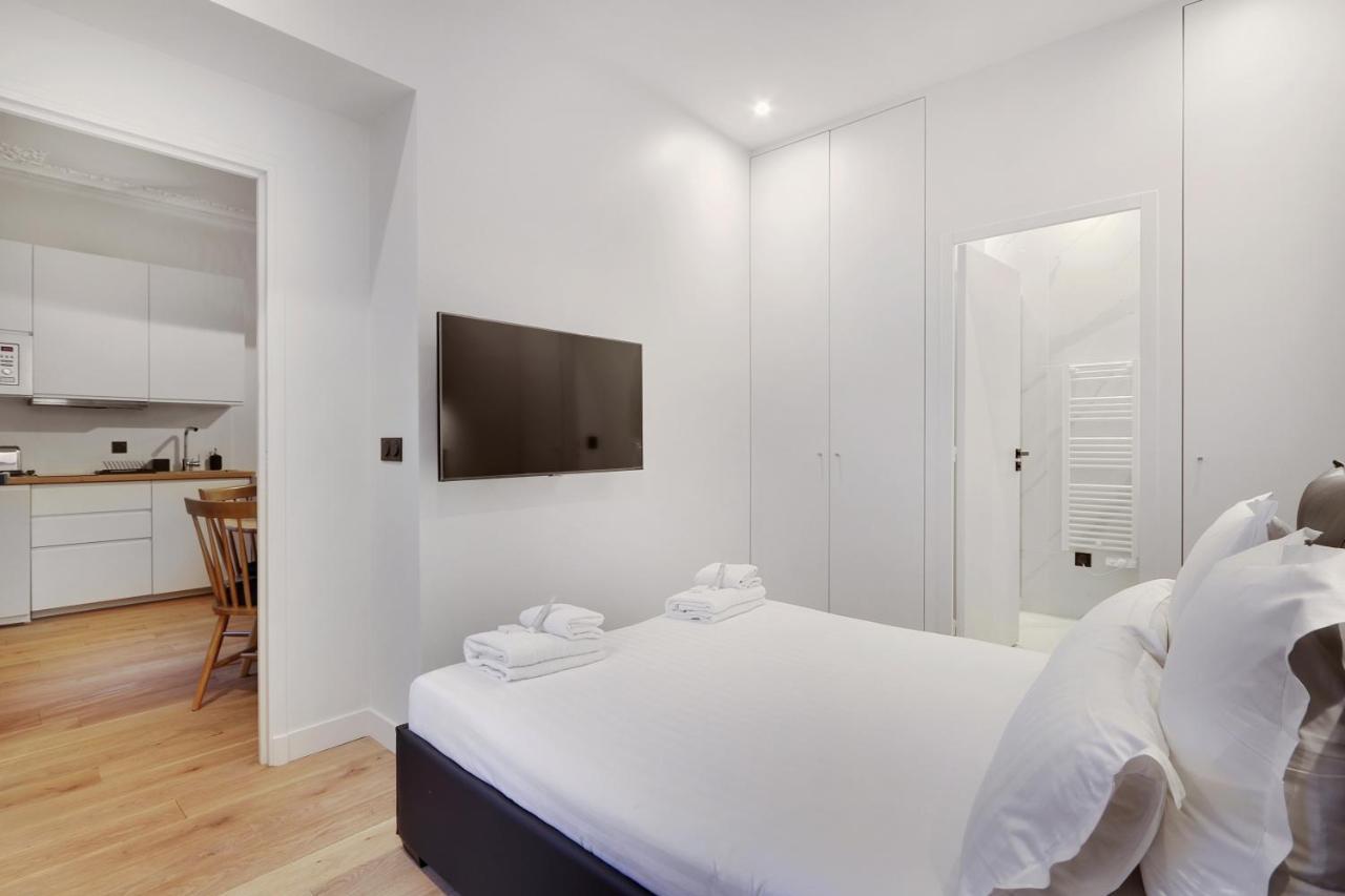 Pick A Flat'S Apartment In Neuilly Sur Seine - Avenue Charles De Gaulle ภายนอก รูปภาพ
